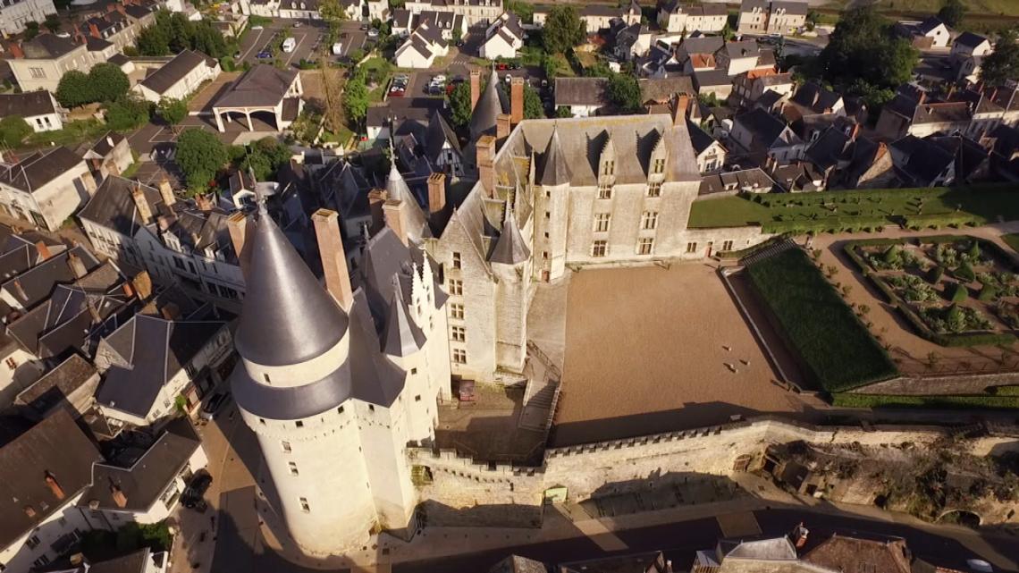 Photo aérienne du château de Langeais