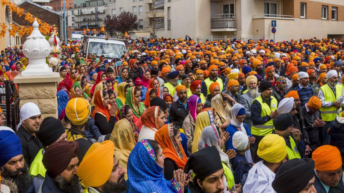 Rassemblement annuel Sikh appelé Vaisakhi dans les rues de Bobigny