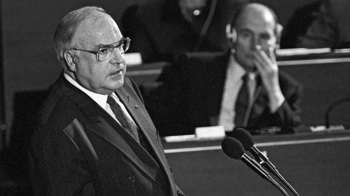 Helmut Kohl le 22/11/1989 - crédit Rolf Haid/picture alliance/dpa/MaxPPP