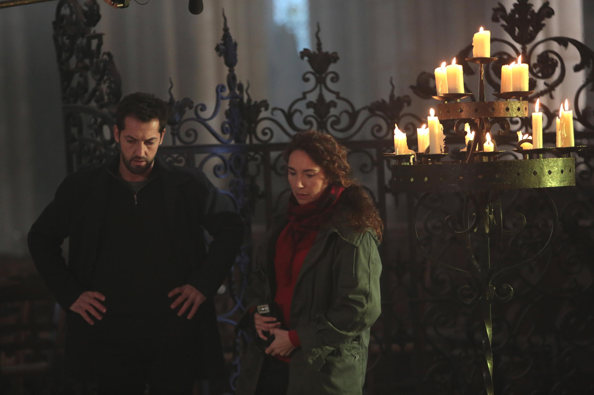 Distribution De Meurtres à L'abbaye De Rouen Meurtres à l'abbaye de Rouen | FranceTvPro.fr