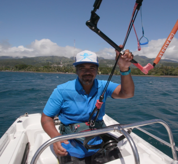 Yannick moniteur de Kite Surf à Mahina