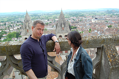 La Tête à l'endroit à Autun