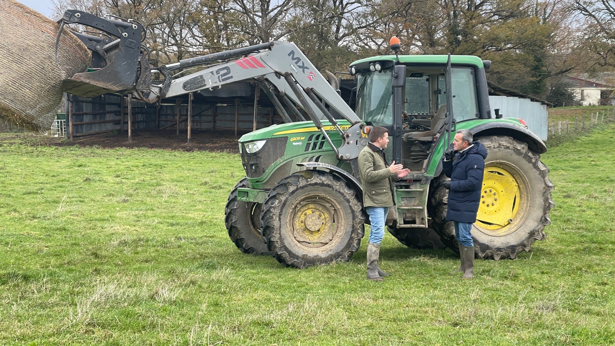 Emmanuel Braud dans la ferme de Quentin Métayer en Haute-Vienne