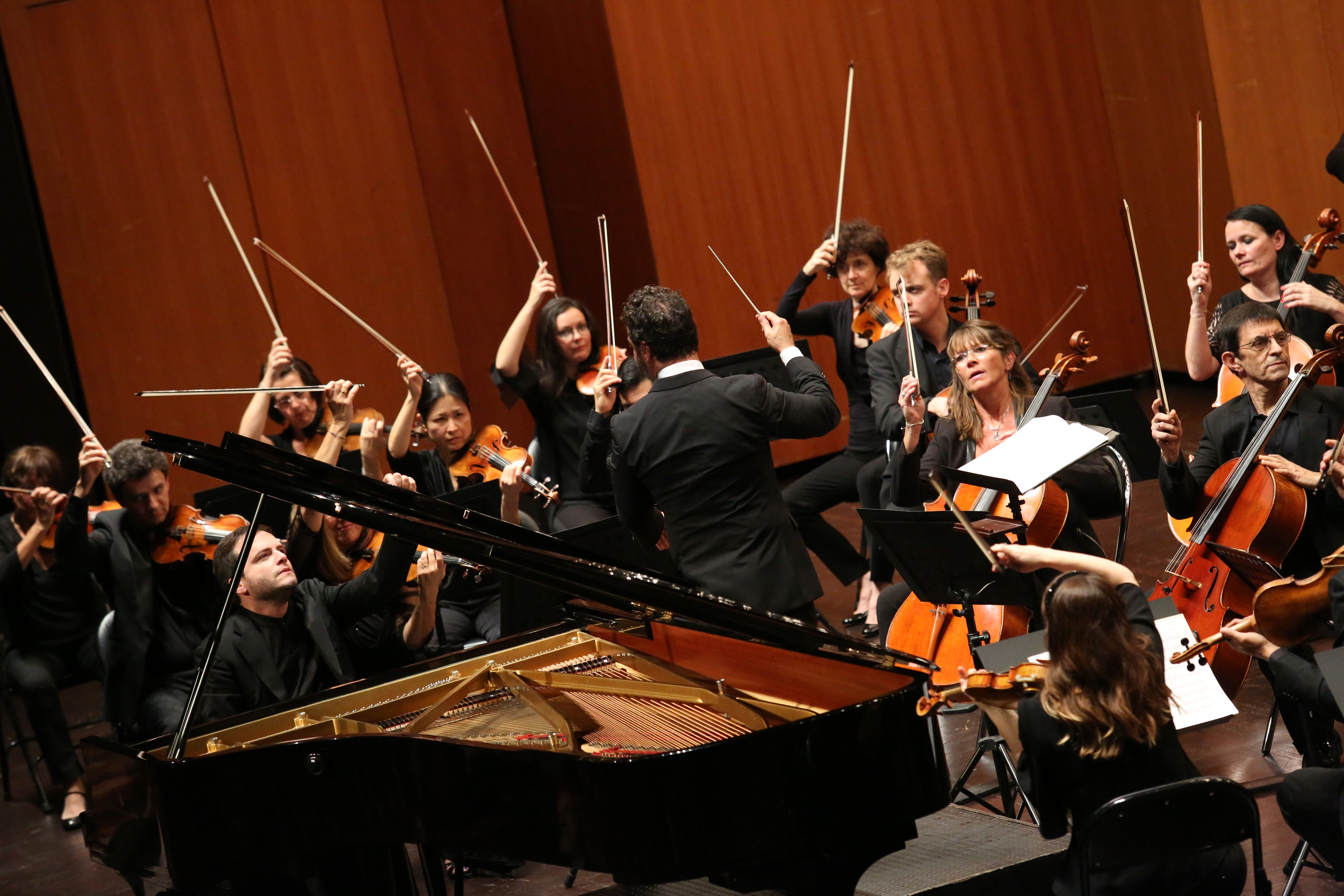 Orchestre de Cannes, Yannick Perrin