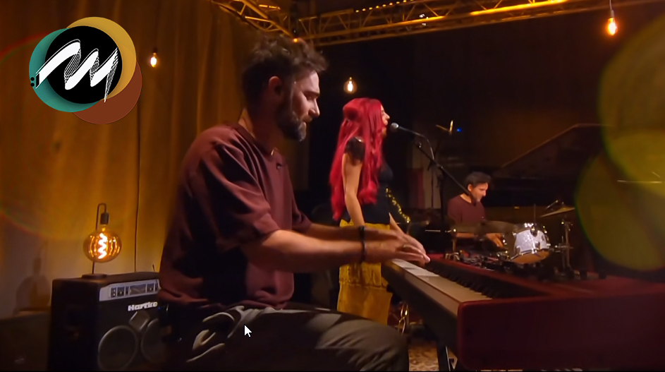 Céline Caddeo sur la scène de Aldimusica