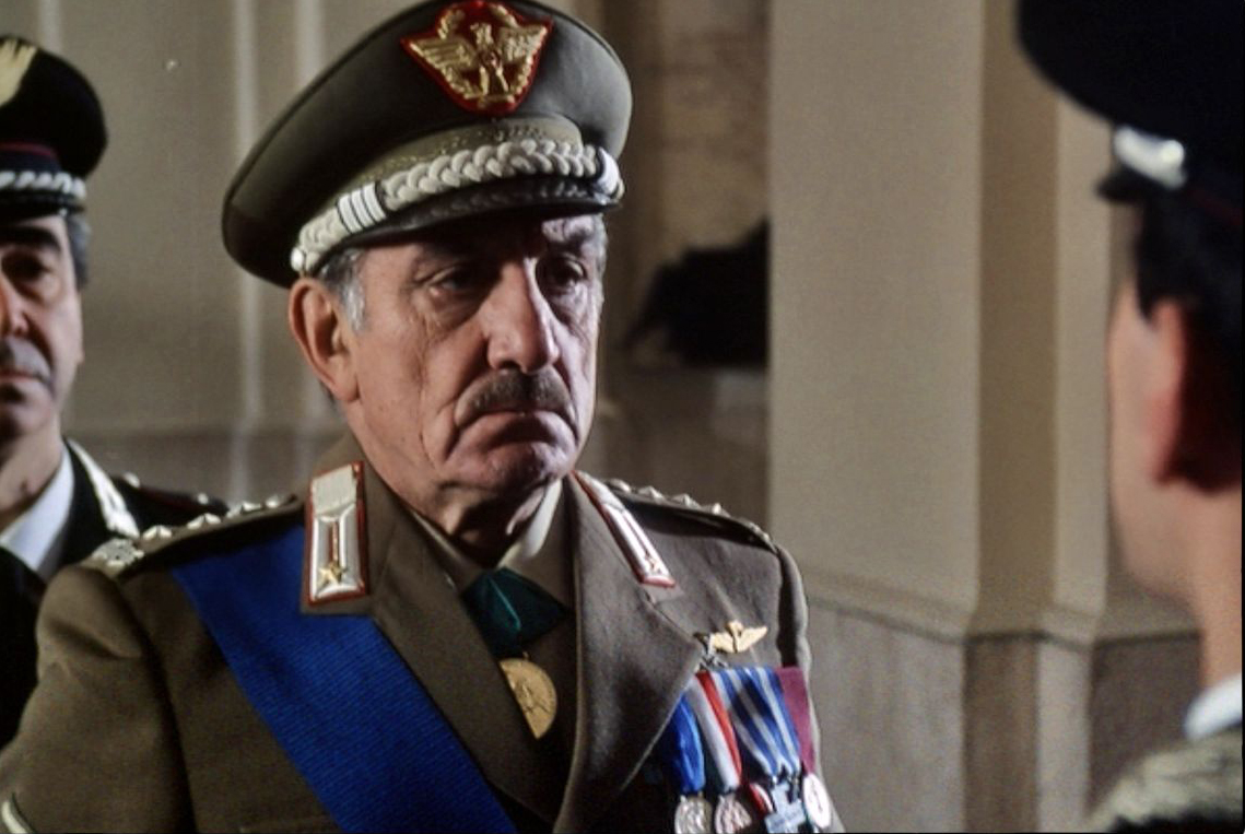 Le général Carlo Dalla Chiesa joué par Lino Ventura dans "Cent jours à Palerme"