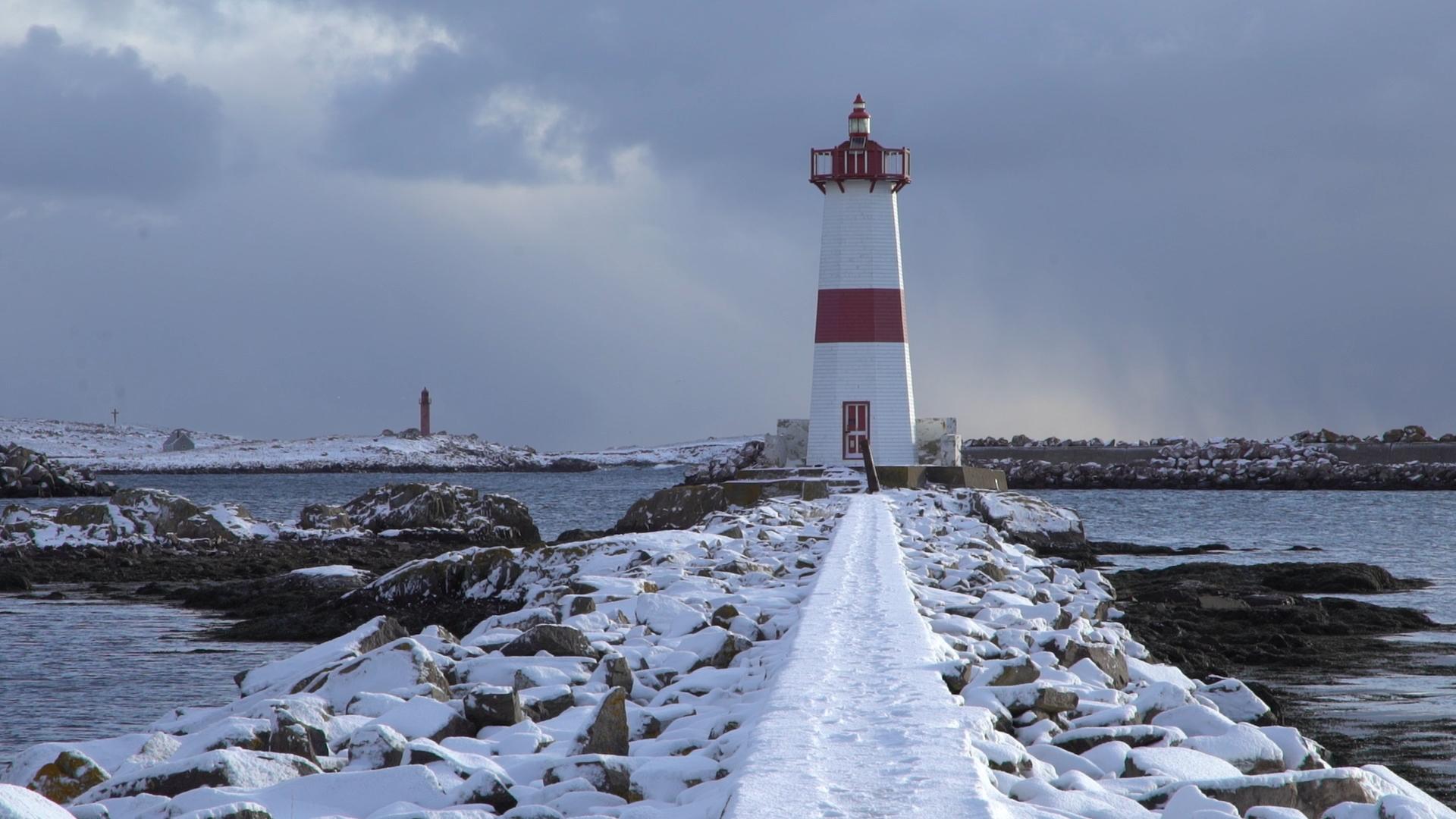 SAINT PIERRE ET MIQUELON, DES CŒURS MÊME EN HIVER