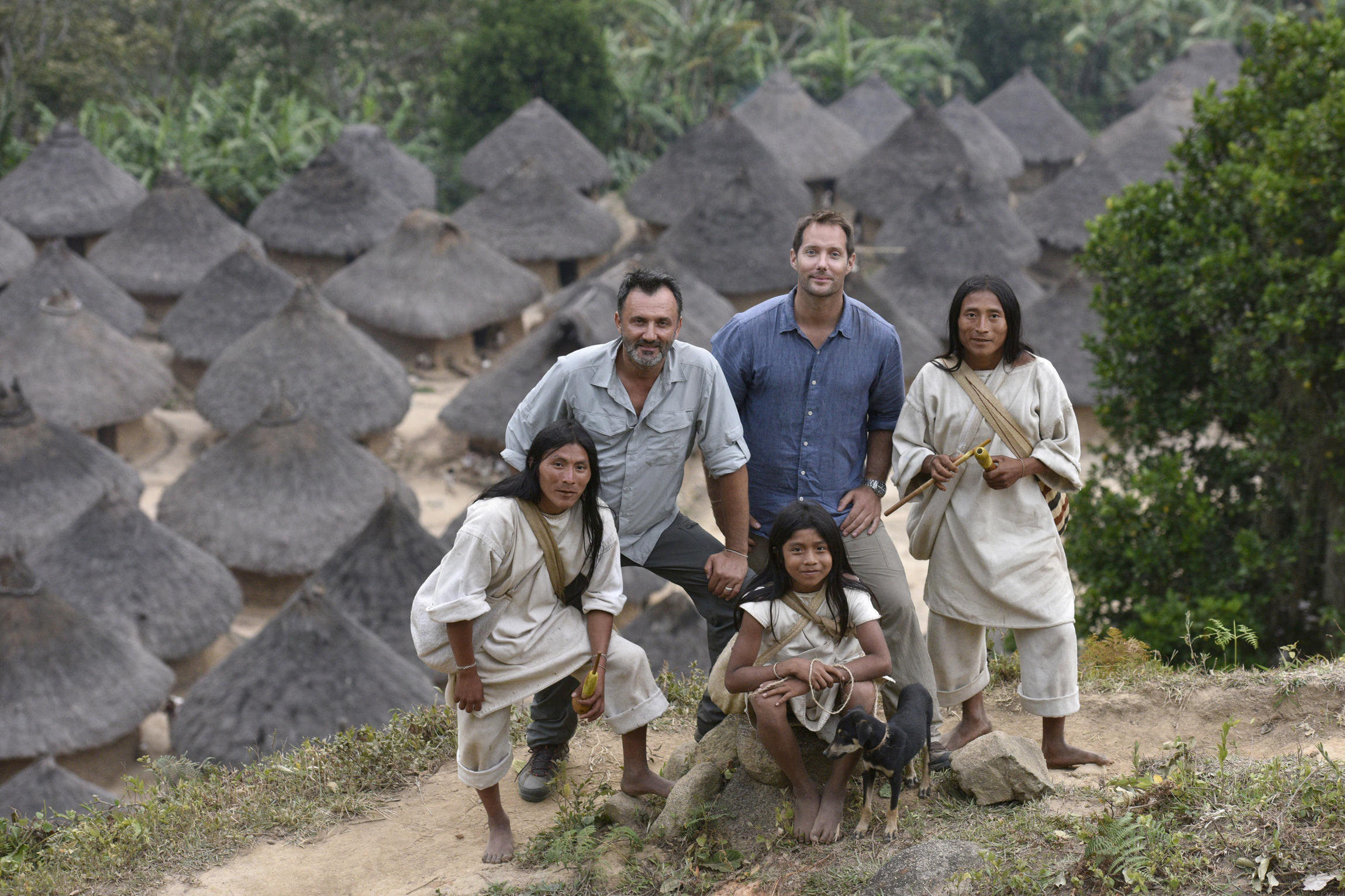 Frédéric Lopez et Thomas Pesquet avec les Kogis