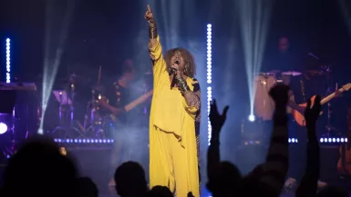 ©Rémy Grandroques - Artibella joceline-beroard-aux-folies-bergères