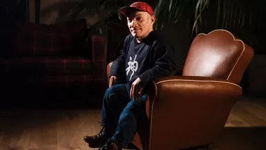 La vie scandaleuse du nain volant © PASCAL BASTIEN