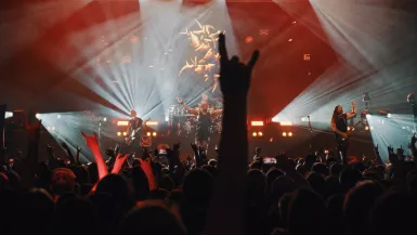 Sepultura - Celebrating life through death