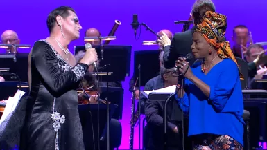 © Amda Productions  miss-knife-et-ses-soeurs