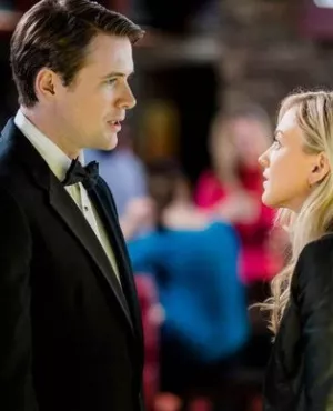 AMOUR ET PLAQUAGES Un téléfilm sentimental Hallmark qui nous plonge dans l'univers du football américain