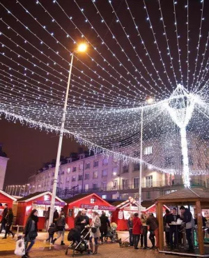 MARCHE DE NOEL AMIENS