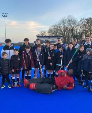 HOCKEY LGDH (c) MORGANE PRODUCTIONS