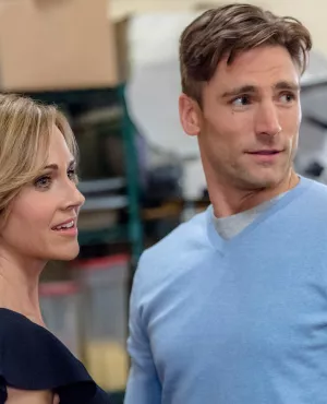 La saison du coup de foudre Une mère célibataire, propriétaire d'un restaurant en difficulté, reprend espoir grâce au retour de son ex-petit ami, devenu joueur de base-ball professionnel.