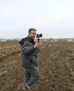 LES INLUENCEURS SONT DANS LE PRE (c) MORGANE PRODUCTIONS