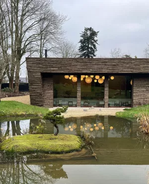 INTERIEURS EMI6 (c) TV ONLY