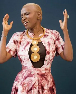 Queen Kidjo, le rythme absolu Un portrait d'Angélique Kidjo, chanteuse béninoise connue dans le monde entier, mais aussi activiste et figure tutélaire pour la nouvelle génération d'artistes africains.