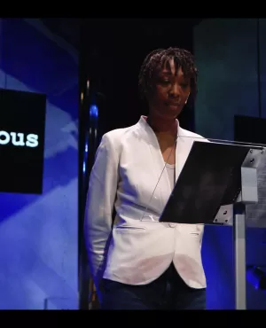 © JE Films/ 984 Productions/ Matcha Prod Sale race