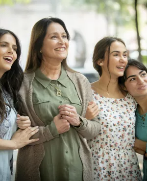 Par delà l'amour Par delà l'amour