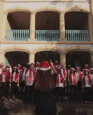 LA REUNION EN PLEIN CHOEUR