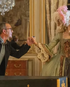 Bruno Solo et Marina Delmonde (rôle Marie-Antoinette) pr GDT6 ©Nathalie Guyon / FTV 