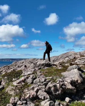 Les premiers Humains de Saint-Pierre et Miquelon / CARRIERE DE BOIS BRULES SPM©screenaddictprod Les premiers Humains de Saint-Pierre et Miquelon / CARRIERE DE BOIS BRULES SPM©screenaddictprod