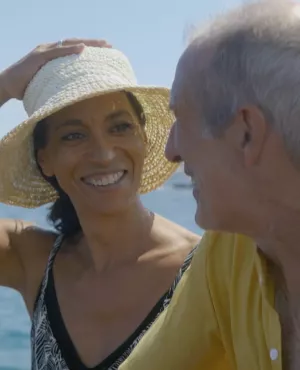 Sabine Quindou aux commandes de "Spéciale Méditerranée" / Échappées belles © Bo Travail ! Sabine Quindou aux commandes de "Spéciale Méditerranée" / Échappées belles