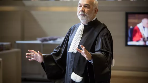 LA LOI D'ALEXANDRE