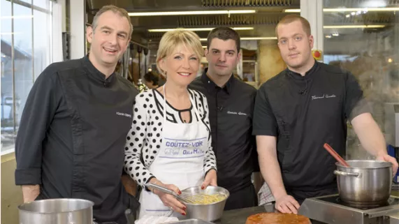 Goûtez-voir Au restaurant la Maison Bleue Goûtez-voir Au restaurant la Maison Bleue