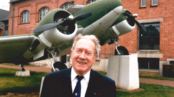 Jean Hallade Jean Hallade