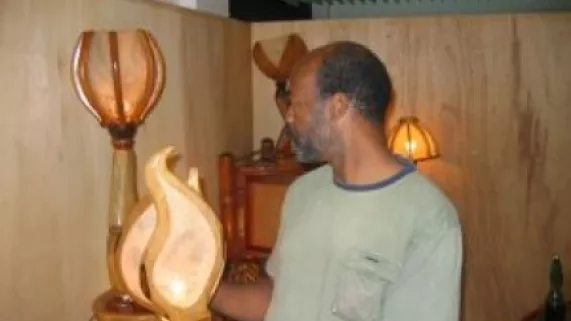 Joël Coësy artisan d'art/@Jean Luc Goubin (Coconews Guadeloupe)