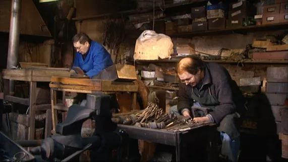 Pourquoi chercher plus loin : Nogent, au fil des lames