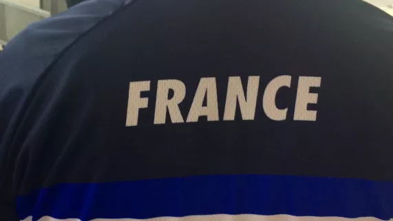 Samuel ETIENNE et le maillot de l'équipe de France