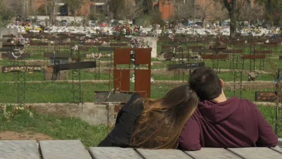 amoureux au cimetière