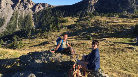 Tende et ses merveilles © G Machu Carine Aigon avec l'un de ses invités
