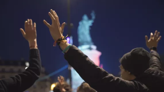 © Upside Télévision NUIT DEBOUT