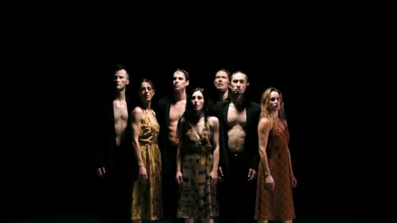 troupe