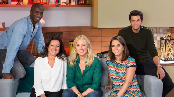 © Delphine Ghosarossian / Sipa pour FTV LA MAISON DES MATERNELLES