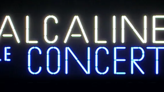 logo logo