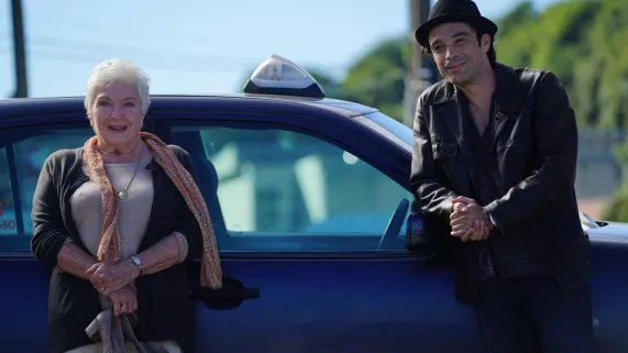 © Christophe BRACHET / MON VOISIN PRODUCTIONS / FTV RAPPELLE TOI