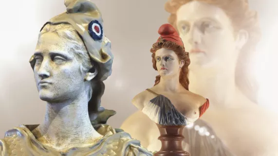 © ADLTV QUI ES-TU MARIANNE ?