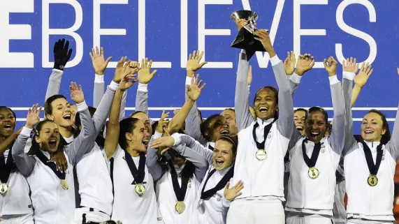 FOOT FEMININ -  MATCH AMICAL : PAYS-BAS / FRANCE EN DIRECT SUR REUNION 1ERE