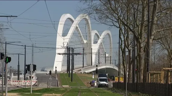 Le pont du tram entre Kehl et Strasbourg - crédit France 3 Alsace