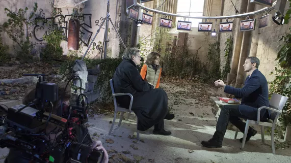 © Program 33 DROLE D'ENDROIT POUR UNE RENCONTRE