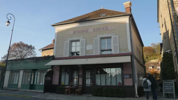 © A Prime Group UNE MAISON UN ARTISTE