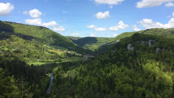 Enquêtes de région : Le tourisme autrement