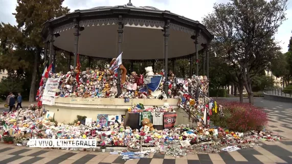 © Pulsations / Juin 2017 IN VIVO, L'INTEGRALE