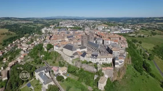 Morgane Production LES 100 LIEUX QUE VOUS DEVEZ VOIR